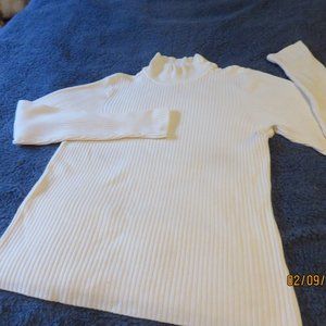 Women's White knit sweater size XL